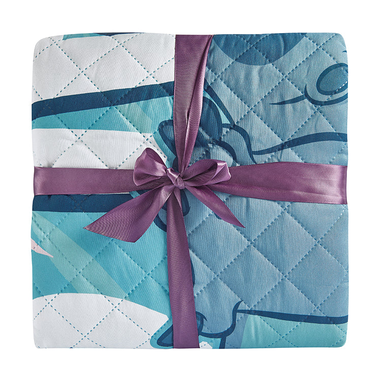 TWIN/FULL BEDSPREAD LILO & STITCH "ALOHA"- (SOLID PACKING: 12 ITEMS IN A CASE)
