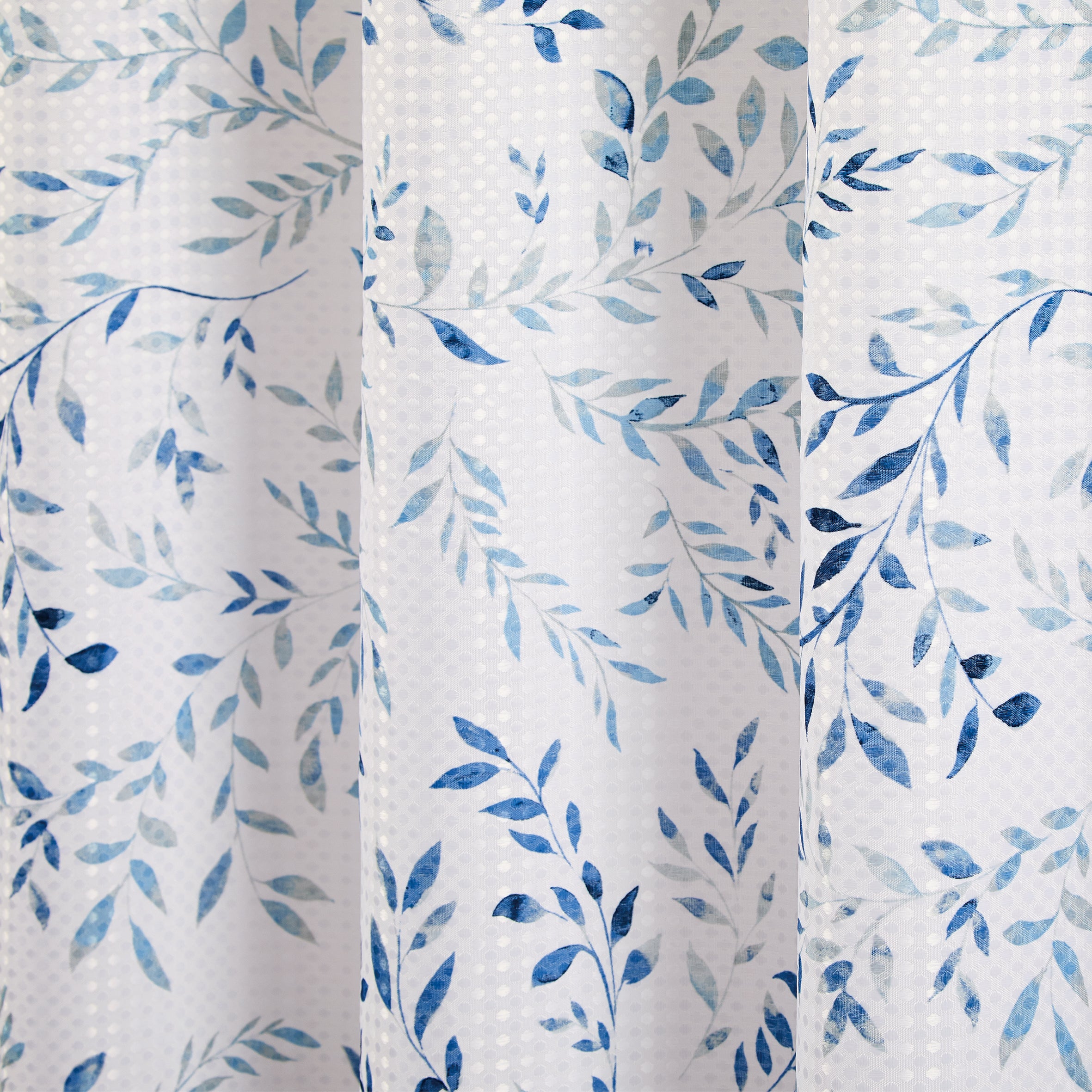 14 Pieces "Foliage Living" Waffle Jacquard Shower Curtain