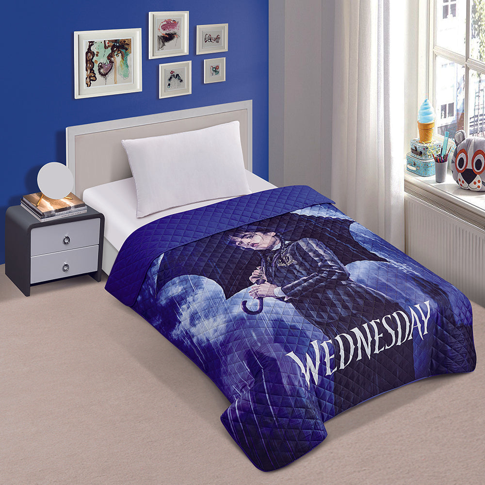 "Umbrella" Wednesday Twin/Full Disney Bedspread