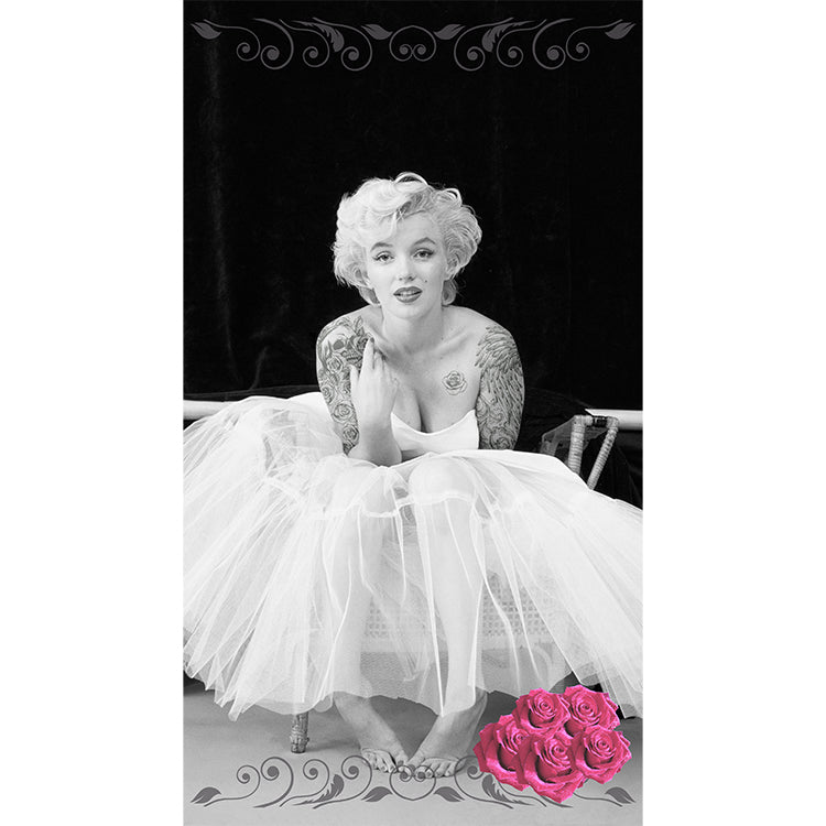 "Ku fadhida Quruxda badan" 40"x72" Marilyn Monroe Tuwaalada Xeebta